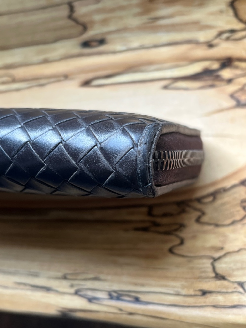 Bottega Veneta Intrecciato Dark Brown Lambskin Long Wallet - Distressed Corners - Picture 6 of 12